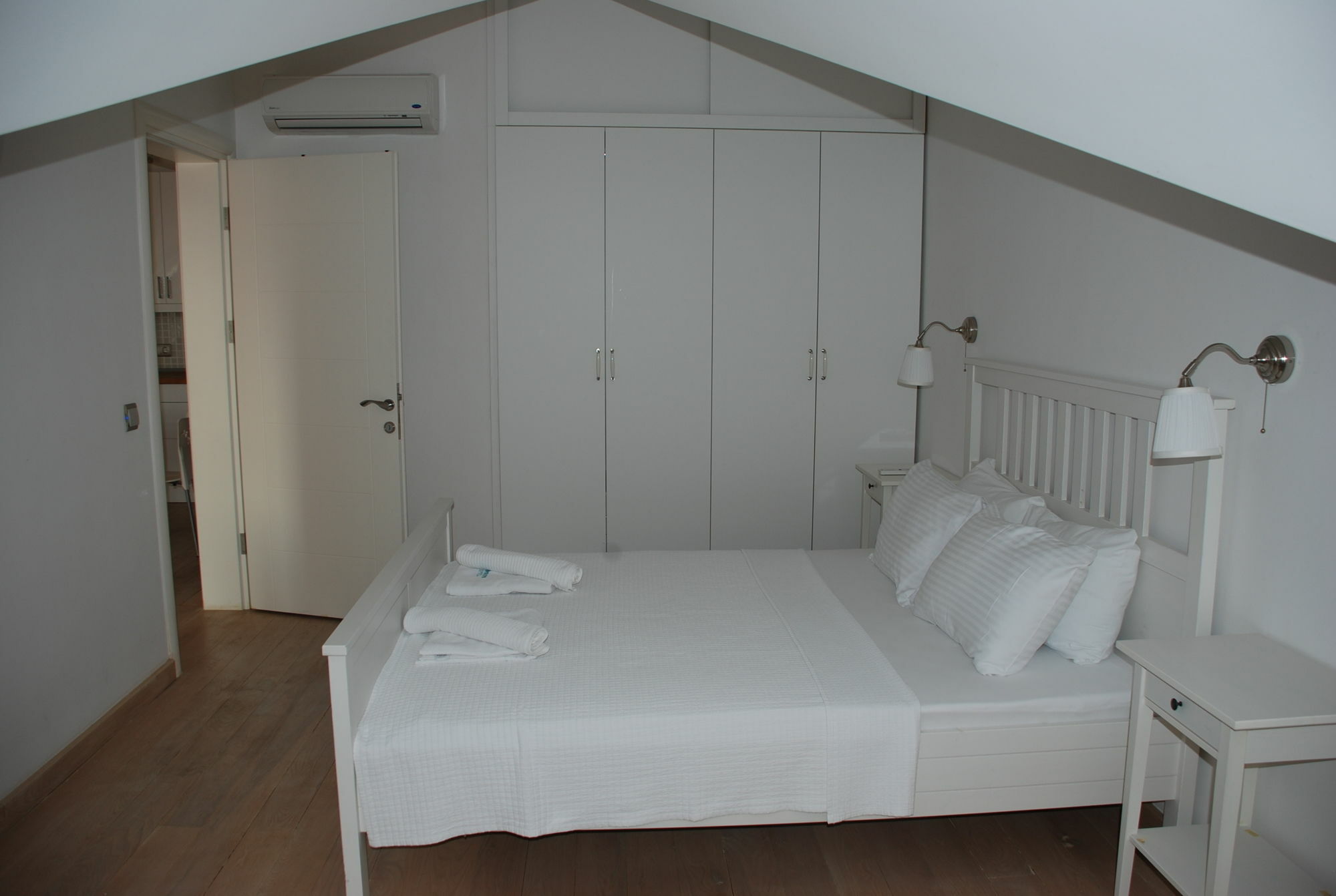 Dedeminn Marina Hotel 교젝 외부 사진
